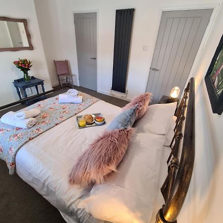 The Nook Villa Lichfield Dış mekan fotoğraf