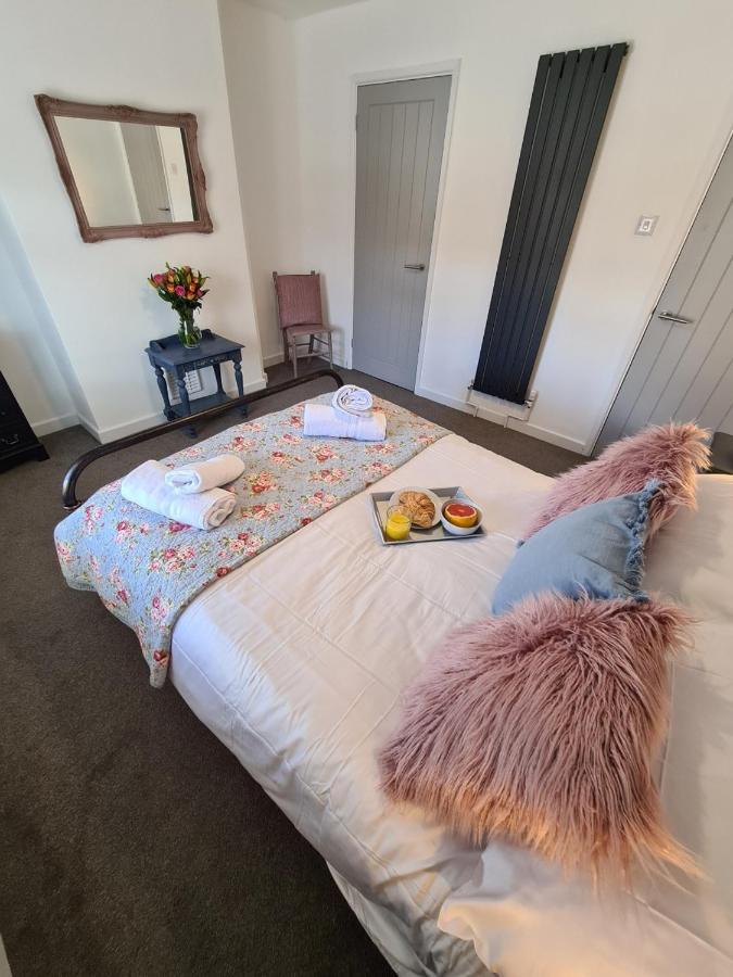 The Nook Villa Lichfield Dış mekan fotoğraf