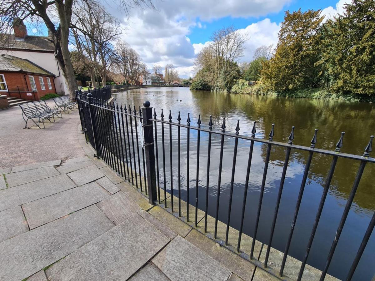 The Nook Villa Lichfield Dış mekan fotoğraf